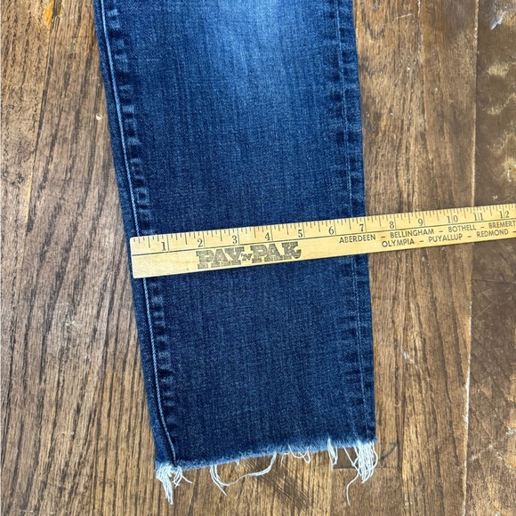 MOTHER The Scrapper Cuff Ankle Fray Jeans – Size 29 - Picture 2 of 11